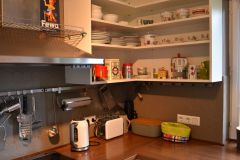 gut-eingerichtete-kueche