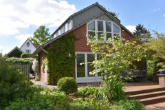 Lichtdurchflutetes-Ferienhaus