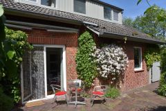 windgeschuetzter-sonniger-innenhof